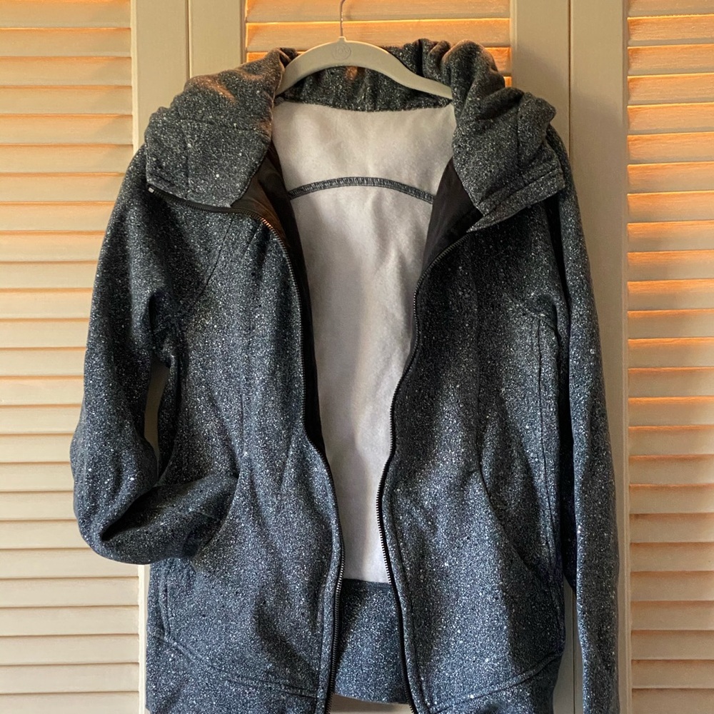 Lululemon Gray scuba hoodie with zipper size 8